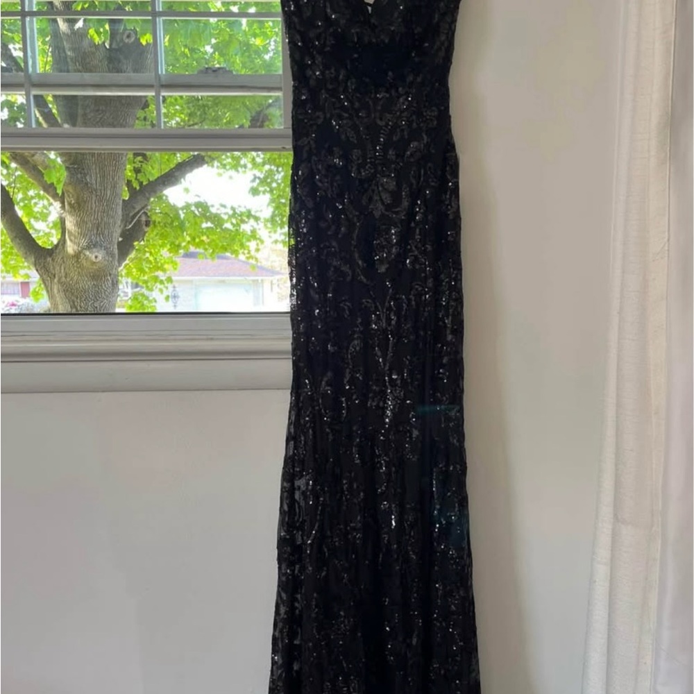 Windsor Black Sequin Sweetheart Maxi Gown